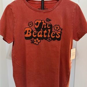 Lucky Brand Rust Graphic Tee Beatles t-shirt. Beautiful Embroidered Shirt. Med.